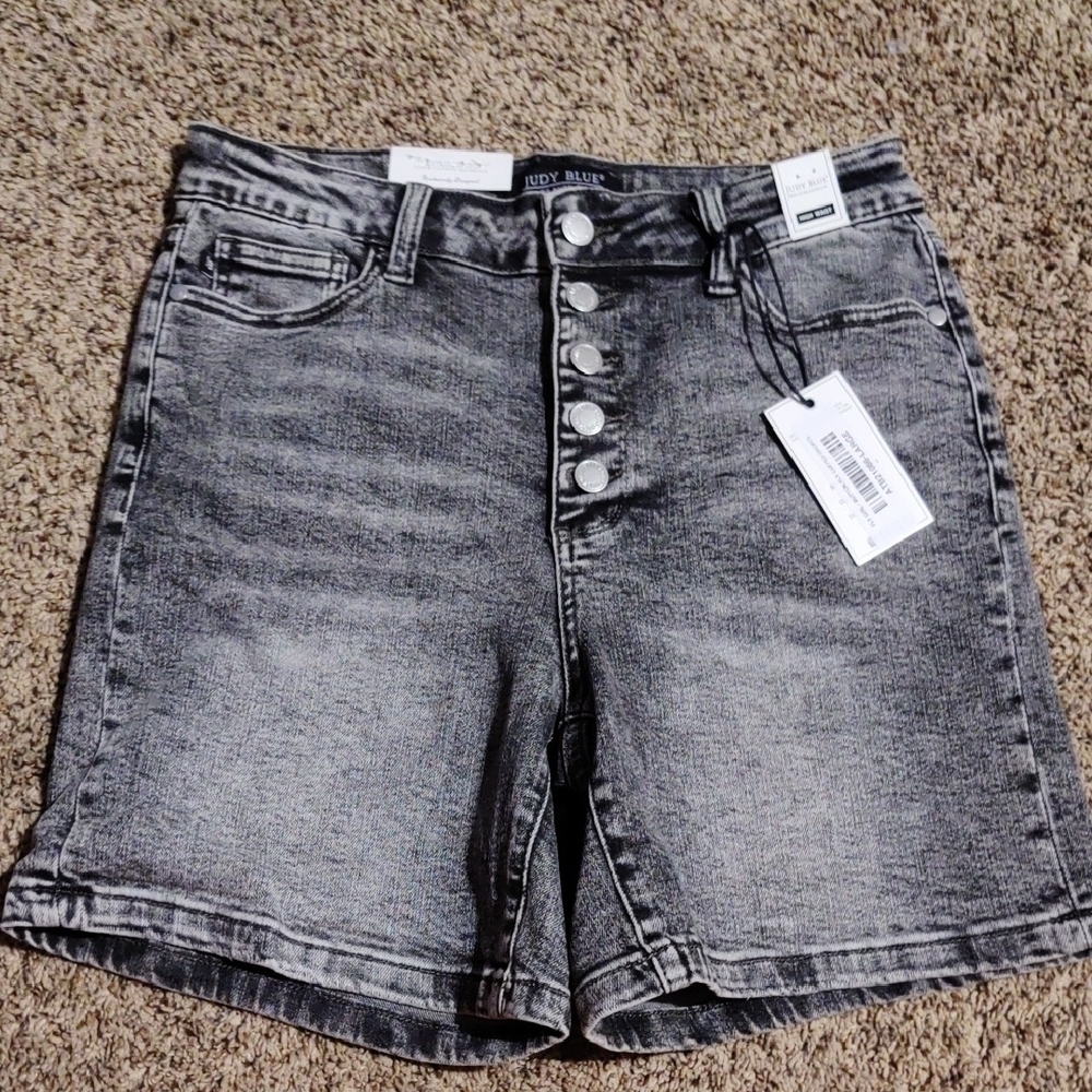 Judy Blue Women's Gray Denim Shorts